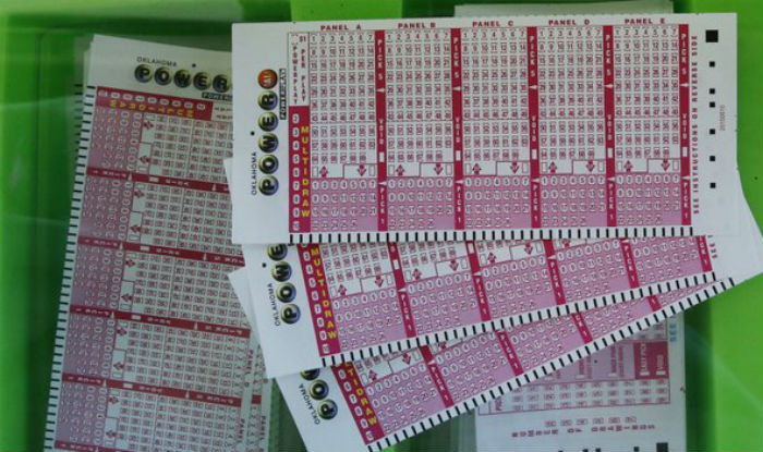 Powerball jackpot soars to $800M: Here's what you need to know