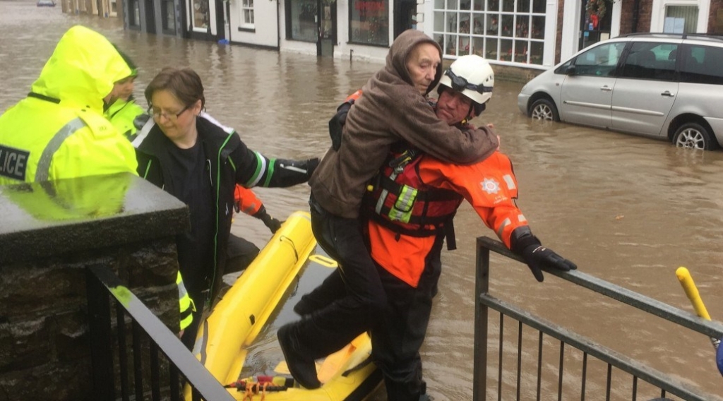 Floods in Britain prompt emergency government talks