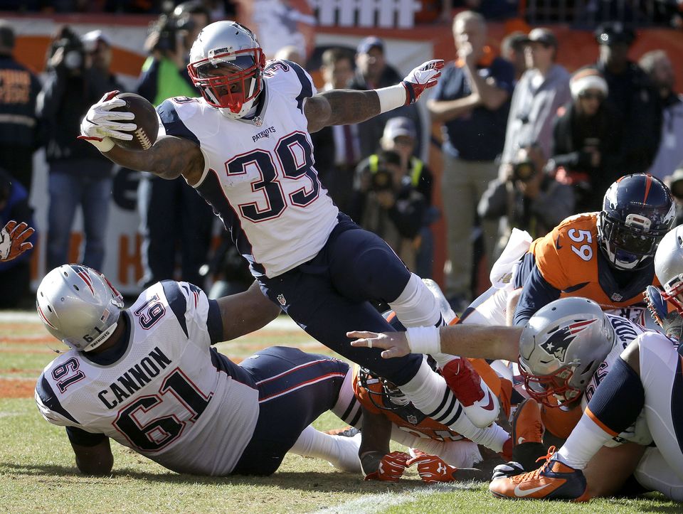 THE LATEST Pats score miss extra point as Broncos lead 7-6