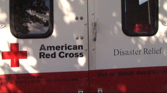 Red Cross Sets Up Sites for People Without Power