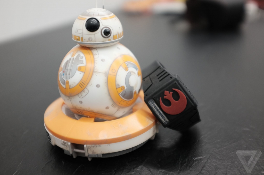 Sphero's Force Band will let you control BB-8 with gestures