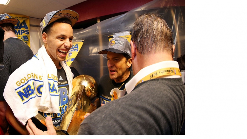 Stephen Curry Hopes You Read His Whole Quote About the Cleveland Locker Room Smelling Like Champagne