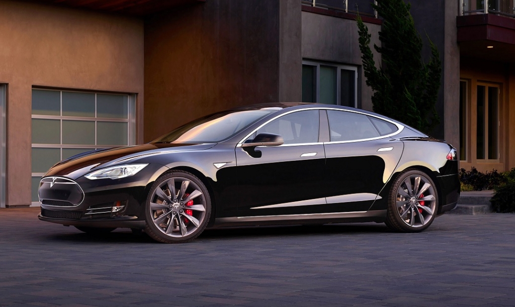 The Tesla Model S could be in for an aesthetic redesign on Spring 2016