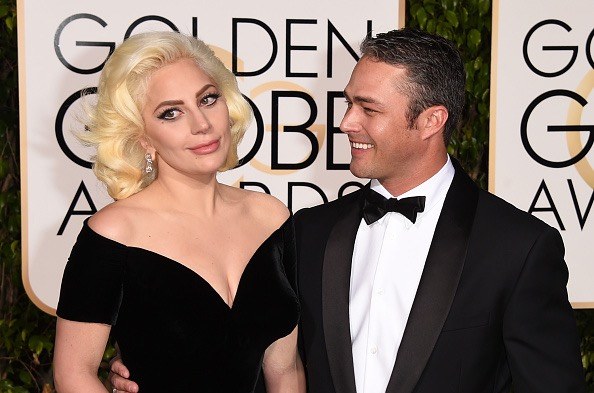 Lady Gaga Pulls a Marilyn Monroe at the Golden Globes