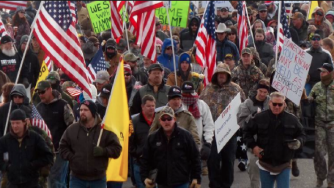 Militia members occupy US building in Oregon after protest