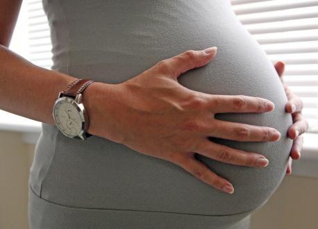 UK'following Scotland's lead on zero-alcohol pregnancy advice