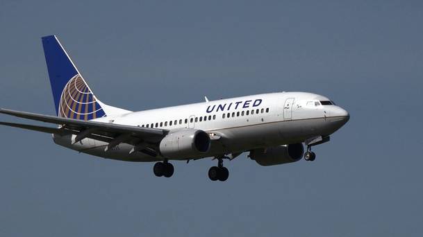 United Airlines plans to buy 40 Boeing 737-700