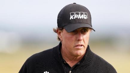 Phil Mickelson missed the cut at Torey Pines