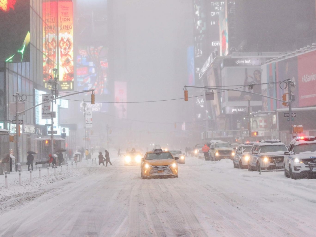 30 inches of snow is expected to fall in new York city AFP  Getty Images