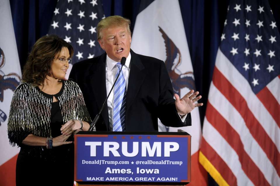 Former U.S. VP candidate Palin endorses Trump with a 'hallelujah&apos