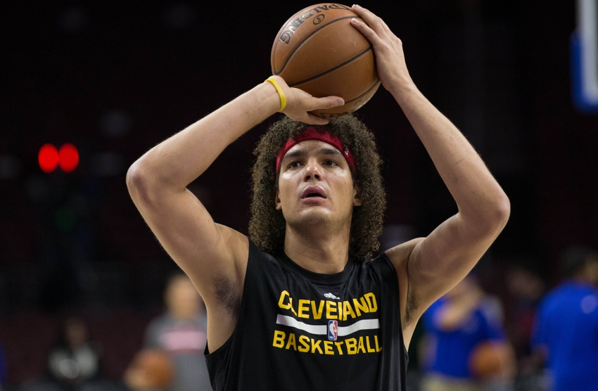 Report Warriors Interested in Anderson Varejao