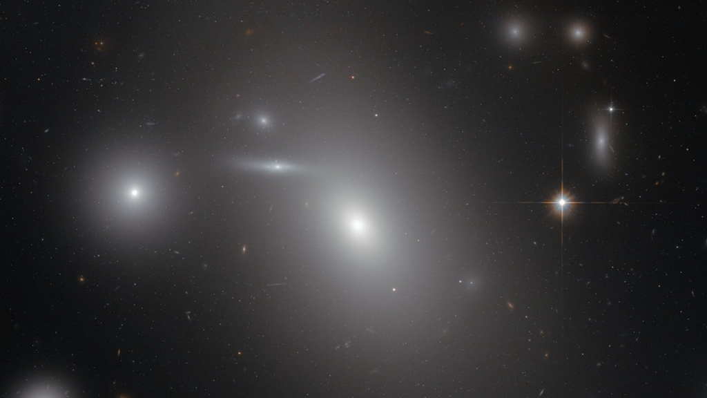 Black hole resides in NGC 4889, the brightest galaxy in the middle of the Coma Cluster