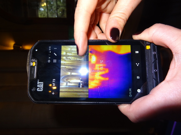 Caterpillar's New S60 Is the First Smartphone With FLIR Thermal Imaging Built Right In