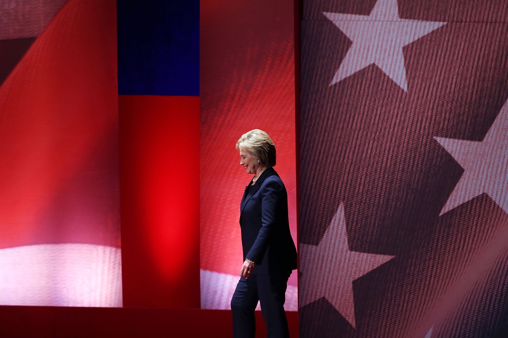 Dem race shaken, stirred as Sanders, Clinton meet in debate