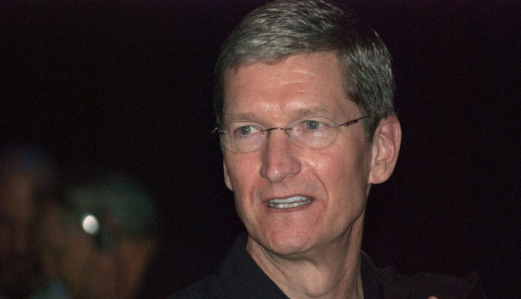 Apple CEO Tim Cook remains evasive on car project