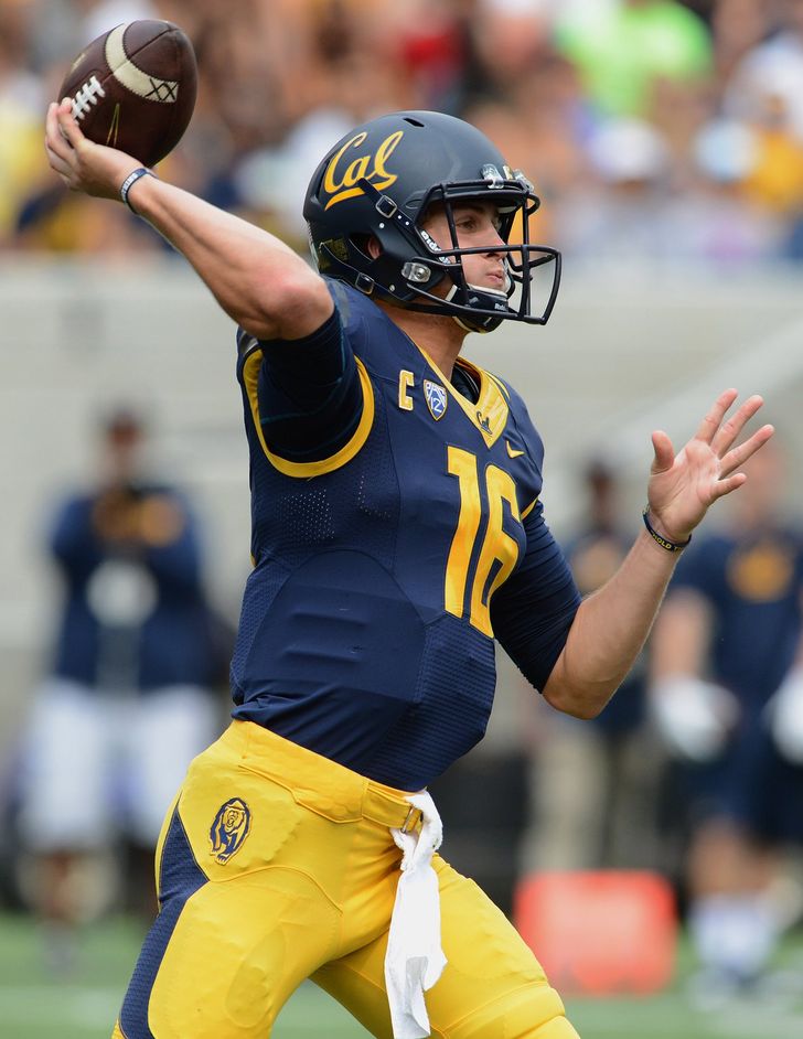 Dan Honda Quarterback Jared Goff has emerged as a big-time NFL prospect despite a passing hand that comes up small. AP