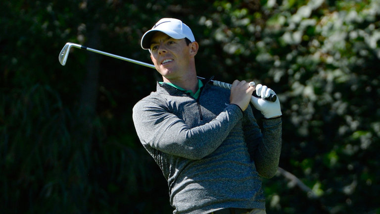 Jordan Spieth and Rory McIlroy go in opposite directions at Riviera