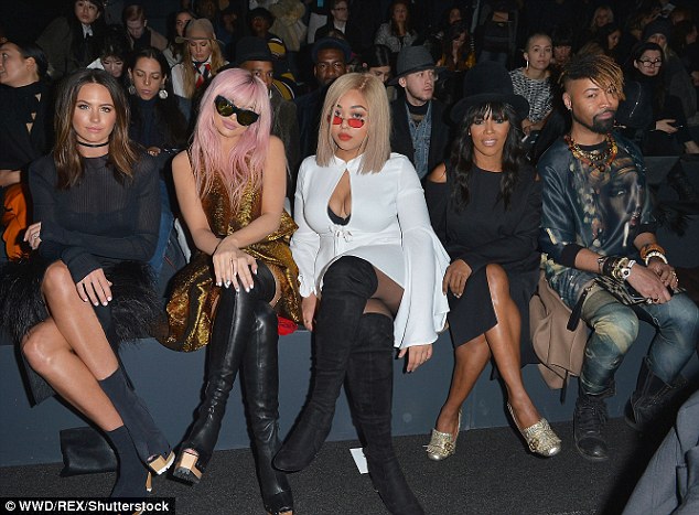 Look at me Jesinta Campbell strikes a pose beside Kylie Jenner  on the front row of the Vera Wang show at New York Fashion week on Tuesday