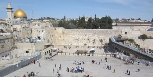 Israel approves mixed-sex Jewish prayer site at Western Wall