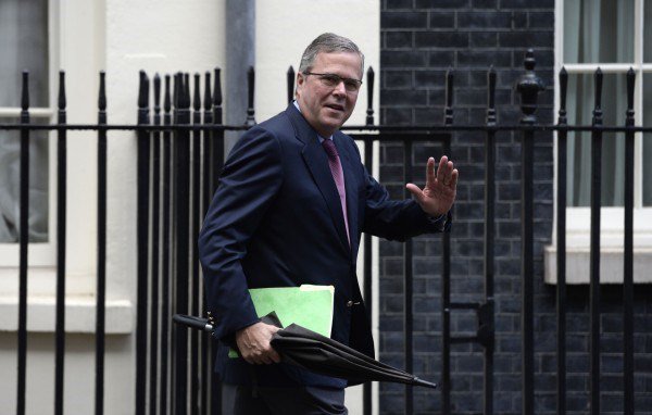 Jeb Bush leaves Downing Street back in 2011