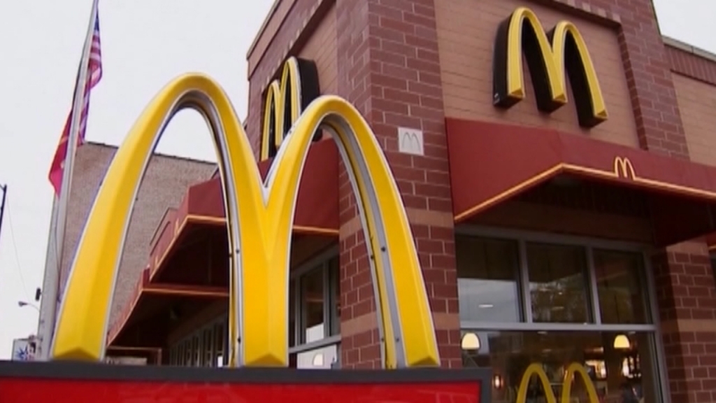 US: McDonald's to replace toys and serve up books with Happy Meals