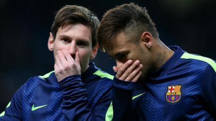 Neymar right claimed he was the intended target of Lionel Messi's passed penalty