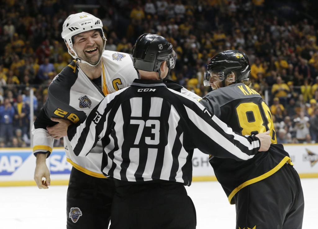 John Scott, voted to NHL All-Star Game as joke, wins MVP after Pacific defeats Atlantic, 1-0