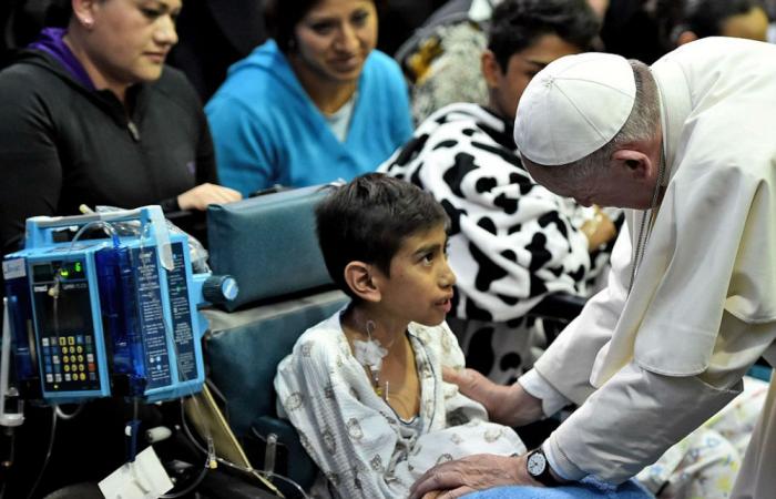 On his last full day in Mexico the pontiff went to see children at a pediatric hospital