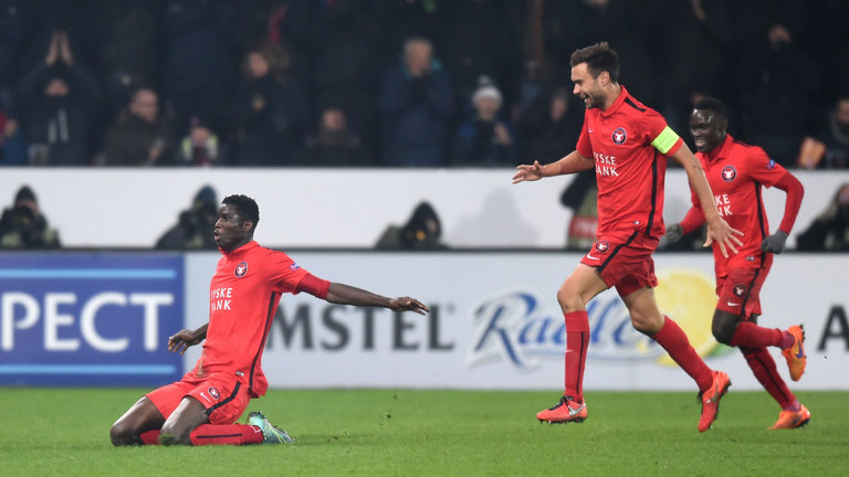 Paul Onuachu celebrates his winner for Midtjylland