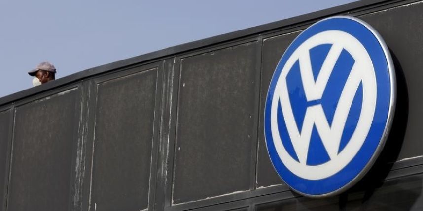 Volkswagen Daimler recall 1.5 million vehicles over airbag issues