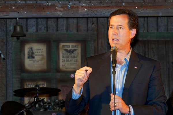 Rick_Santorum_Dallas_2012_Rally_by_Parick_Hoffman