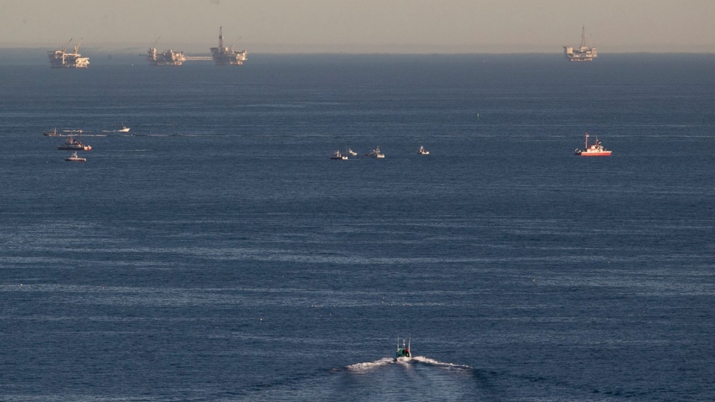 Midair Collision Preceded Crash of 2 Aircraft Into Ocean Off L.A. Harbor