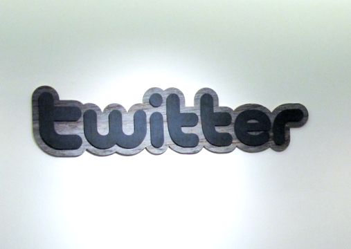 Twitter rolls out tool for algorithmic timeline