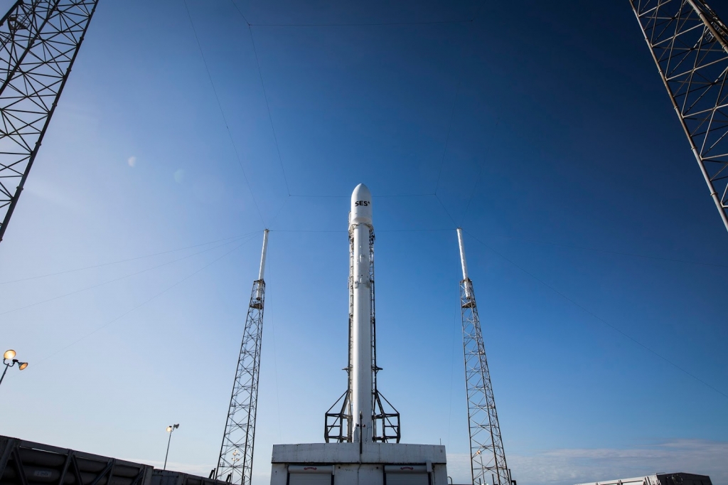 SpaceX Aims For Wednesday Launch