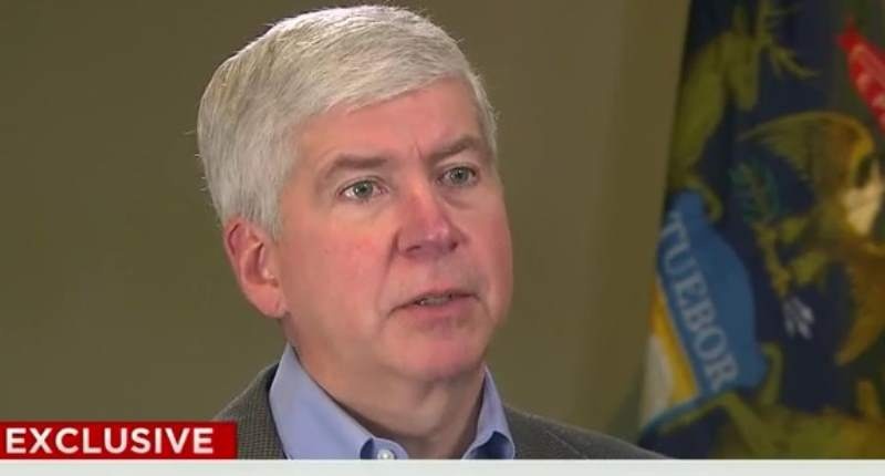 Michigan Gov. Rick Snyder talks to Poppy Harlow on Jan. 27 2016