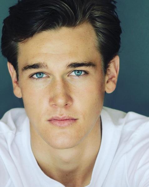 Taylor John Smith will play Bash Casey in the TV adaptation of'Cruel Intentions