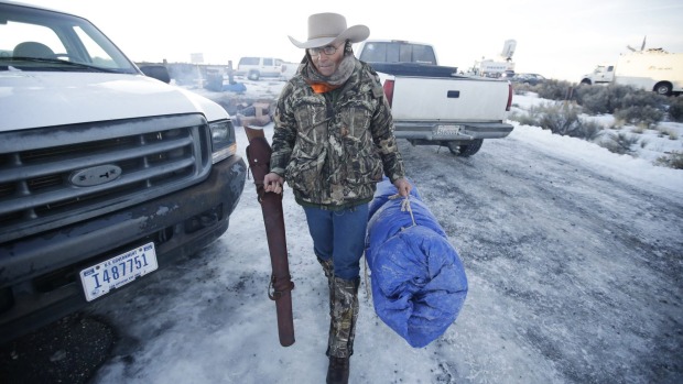 The FBI the armed Oregon occupier La Voy Finicum dead at a shot a traffic stop after a high-speed chase