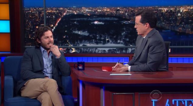 Stephen Colbert ribbed Casey Affleck for his casual outfit on The Late Show