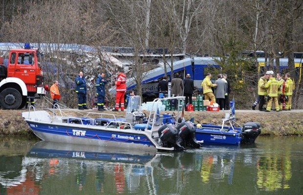 Train crash in southern Germany causes injuries