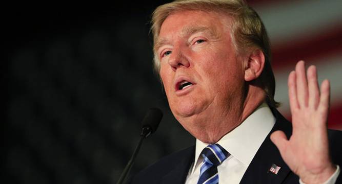 Donald Trump backs controversial'waterboarding of terrorists