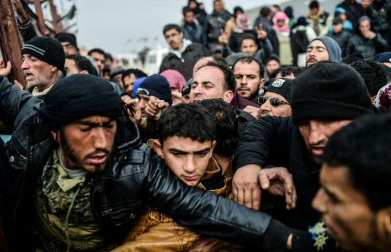 AFP  Bulent Kilic Syrian refugees in in Bab al-Salama near Azaz