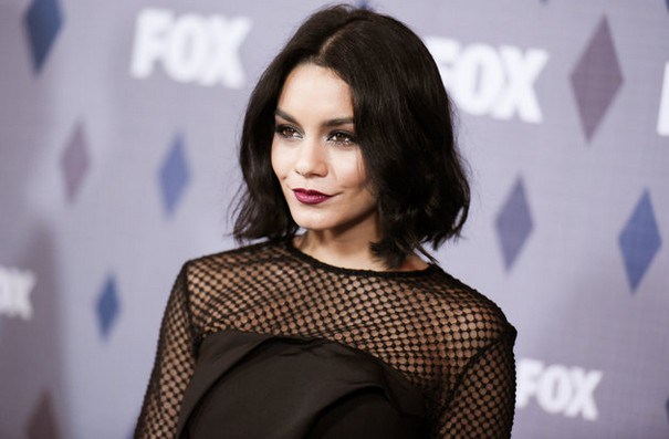 Vanessa Hudgens Dedicates Show To Her Dead Father