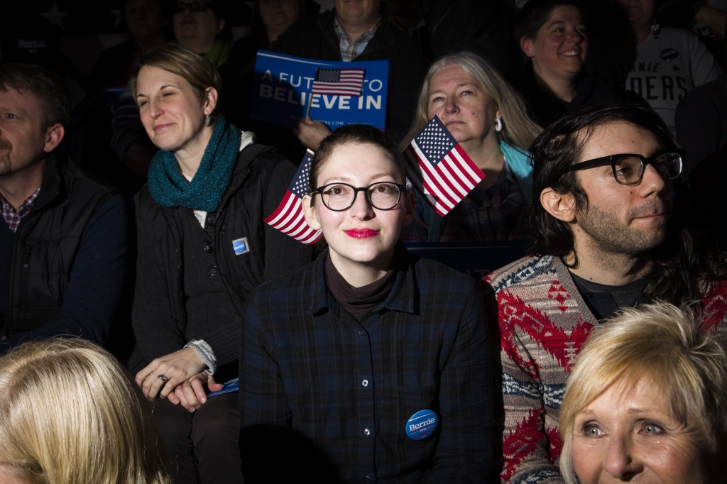 New Hampshire Primary Voting Election 2016