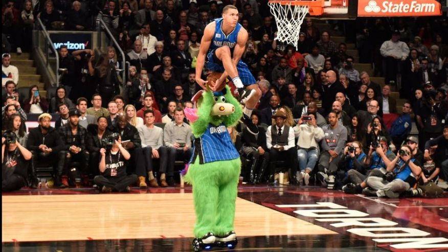 Orlando Magic forward Aaron Gordon competes during the NBA all-star slam dunk skills competition in Toronto on Saturday Feb. 13 2016. MANDATORY CREDIT