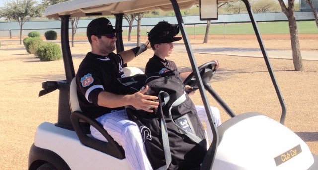 Alex Avila gets a ride from Drake LaRoche