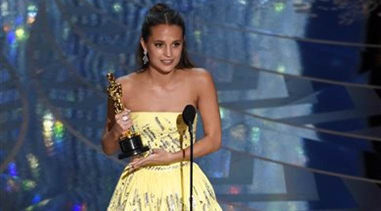 Oscar Oscar 2016 Oscar 2016 winner Alicia Vikander The Danish Girl Alicia Vikander best supporting Alicia Vikander award Alicia Vikander news Alicia Vikander oscars Alicia Vikander oscar entertainment news