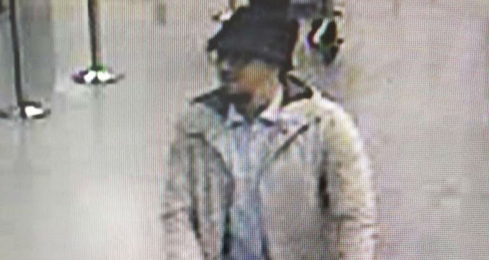 Brussels Police Issue Wanted Notice for Suspect After Deadly Attacks