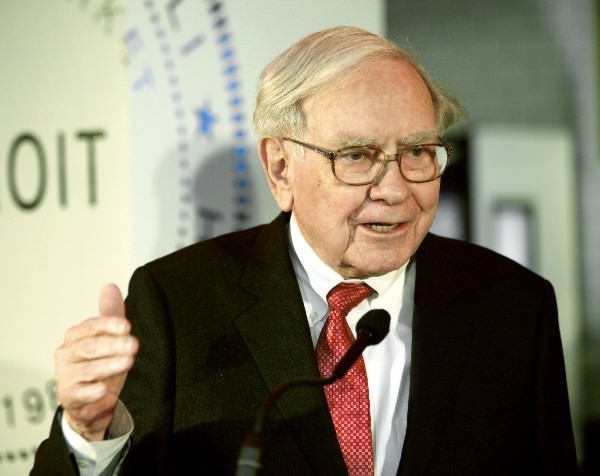 Six pearls of wisdom from Warren Buffett’s 2015 letter to shareholders