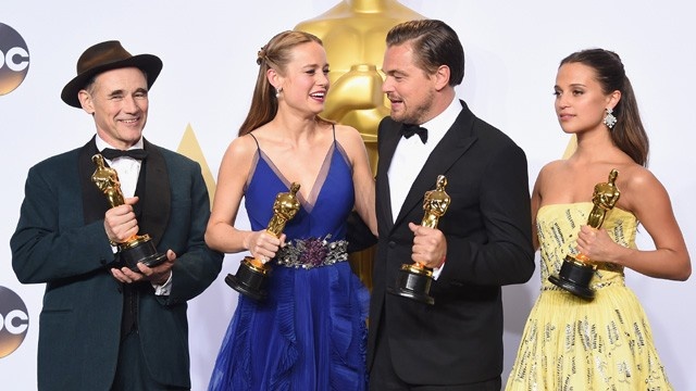 Oscar-2016-winners--actors backstage