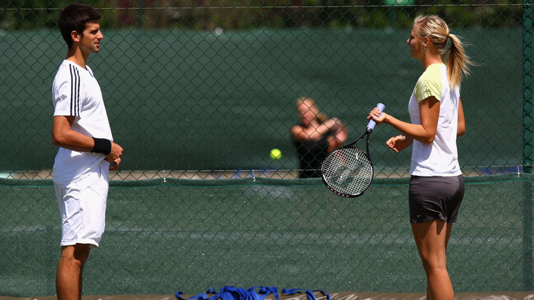 Djokovic chats with Sharapova in 2008